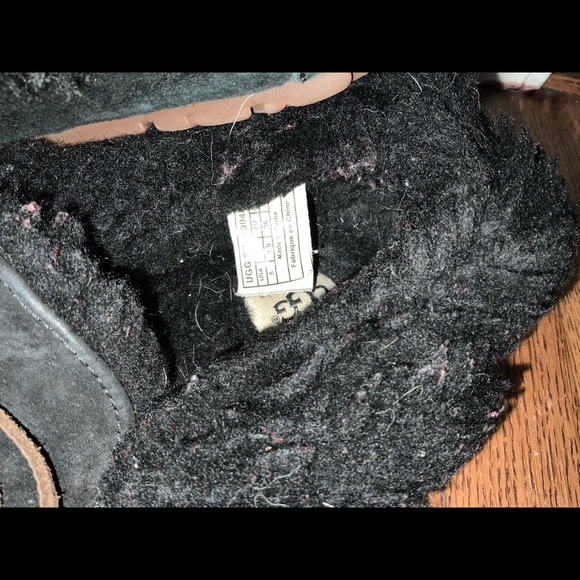 Ugg shearling slippers well loved size 5 - Picture 4 of 6